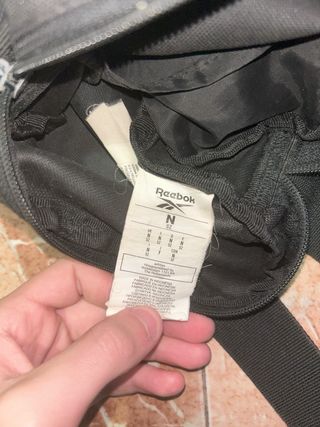 Bandolera Reebok Negra