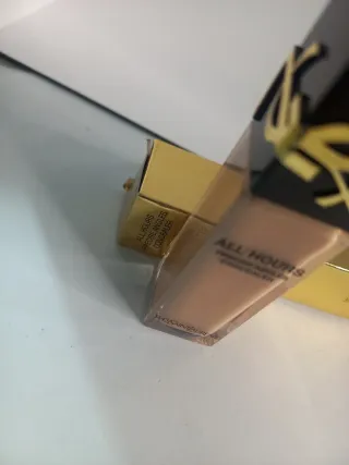 Yves Saint Laurent All Hours MC2