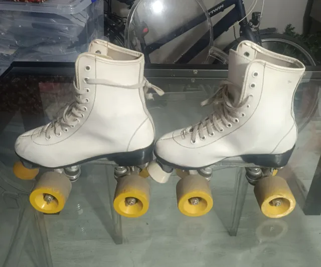 Patines blancos talla 36