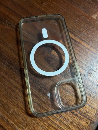 iPhone 13 Azul con funda Spigen