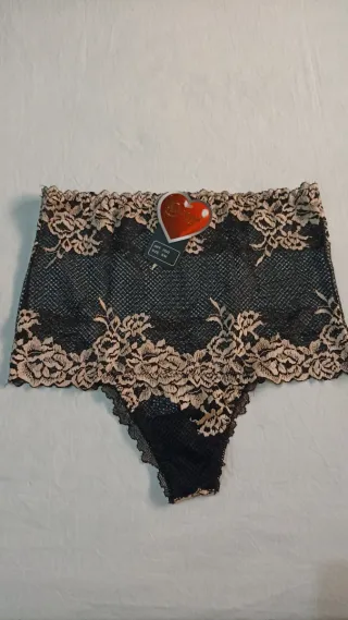 Braguita lencera encaje negra y beige Talla S