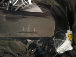 Cargador eléctrico nuevo