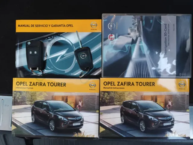 Opel Zafira Tourer 2013