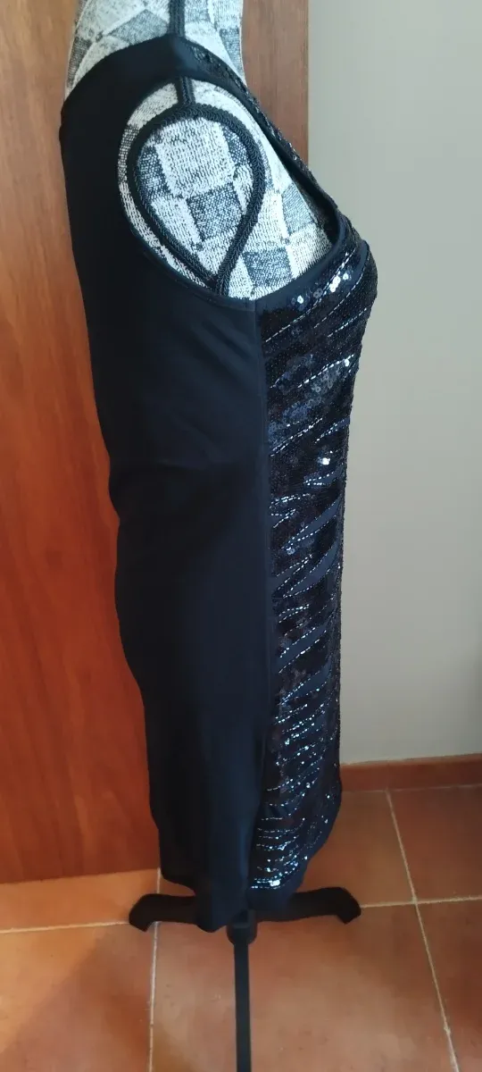 Vestido negro lentejuelas