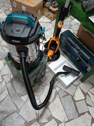 Levigatrice orbitale 800W + Aspirapolvere 1000W