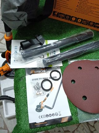 Levigatrice orbitale 800W + Aspirapolvere 1000W