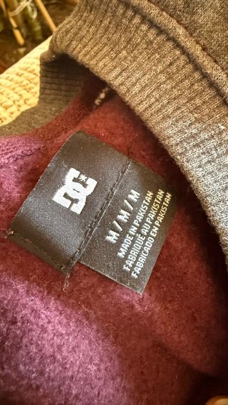 Lote 2 Sudaderas DC Shoes.