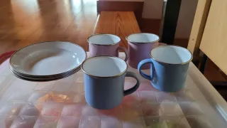 Cocinita DUKTIG IKEA con accesorios