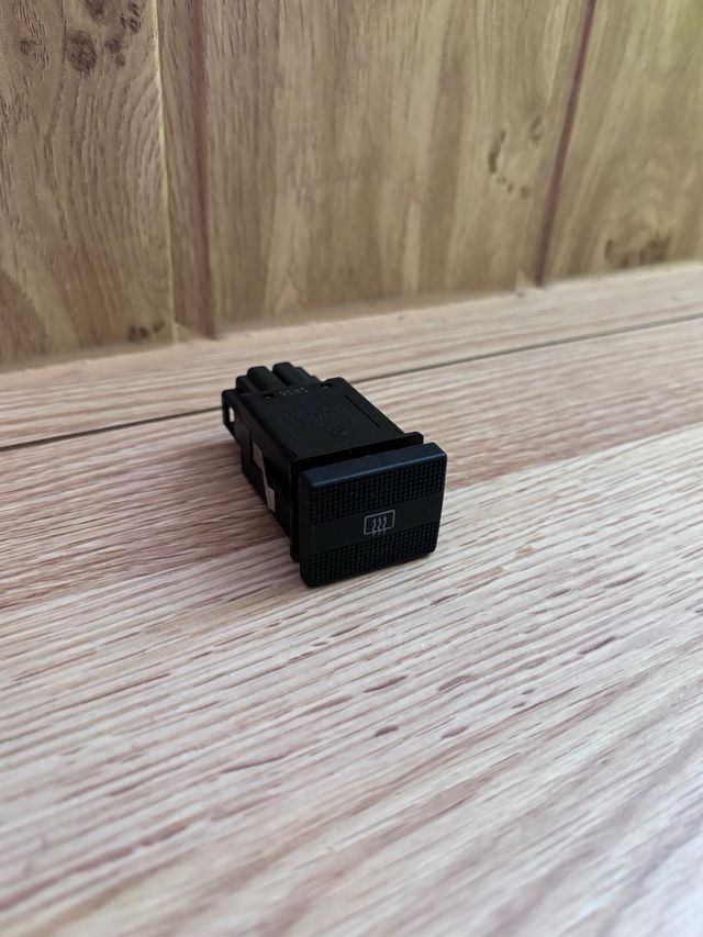 Botón luneta térmica VW Golf MK3