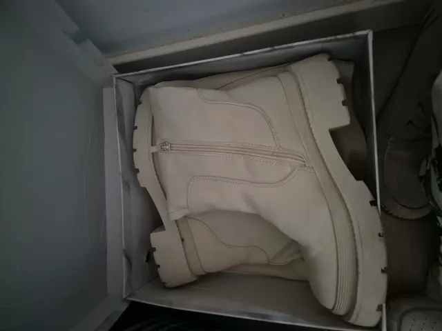 Stivali alti beige T38