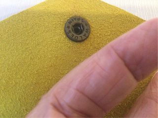 Cartera de piel natural amarilla