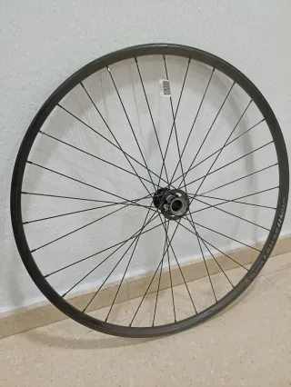 Ruota anteriore MTB 29 Lefty