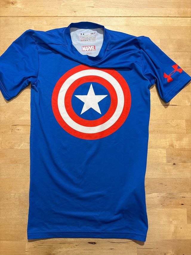 Camiseta Under Armour Marvel Cap América Talla S