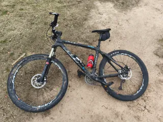 Bicicleta Montaña BH Carbon Fusion.