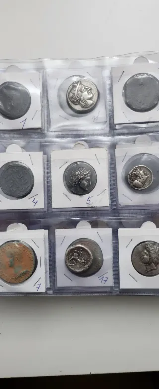 Álbum de monedas 319 + 31 réplicas romanas