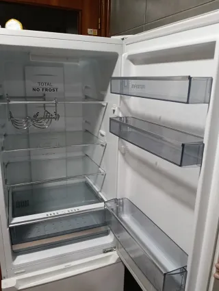 Nevera Infiniton blanca