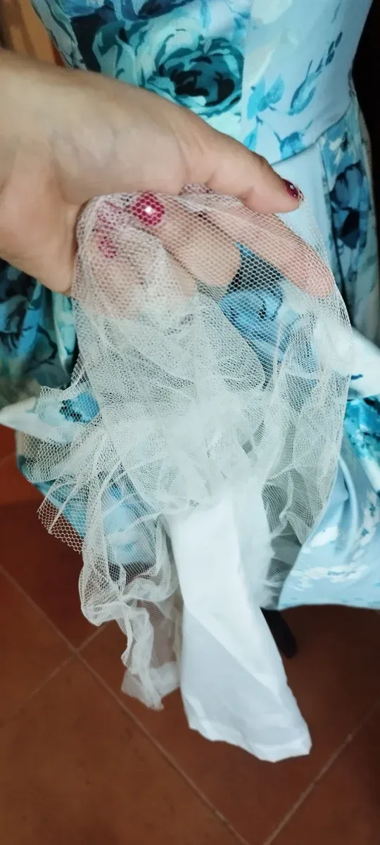 Vestido floral corsé tul interior