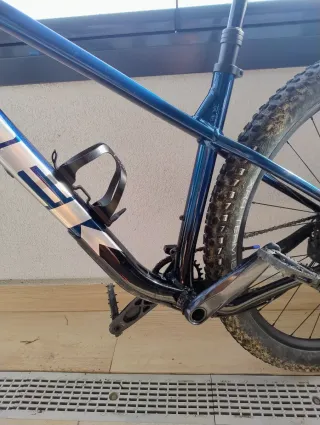 Trek Roscoe 8 con Fox 36 Performance 160mm