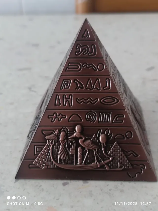 Piramide Egizia Decorativa Bronzo