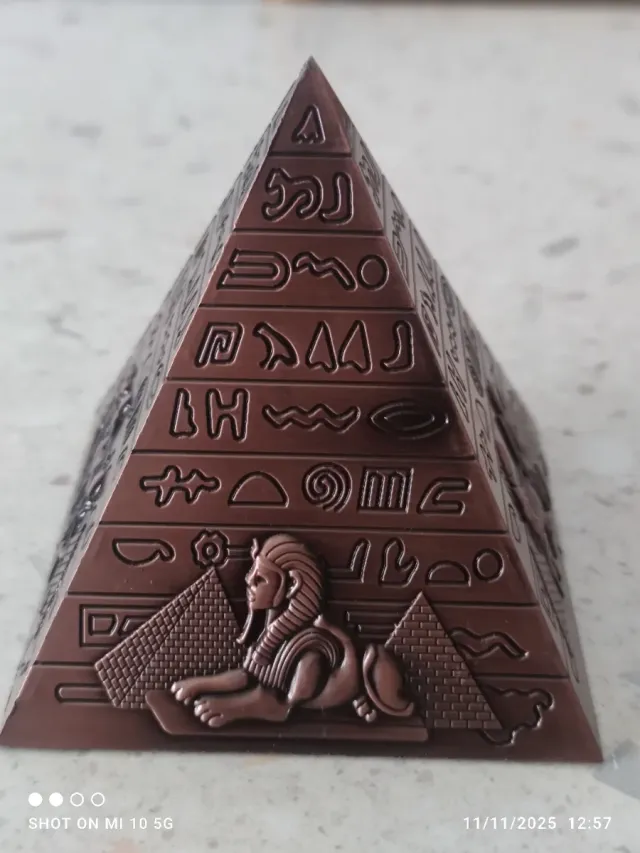 Piramide Egizia Decorativa Bronzo