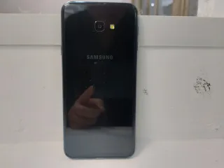Samsung Galaxy J4+ Negro