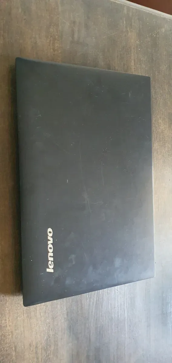 Pack 2 Portátiles y Batidora para Reparar.