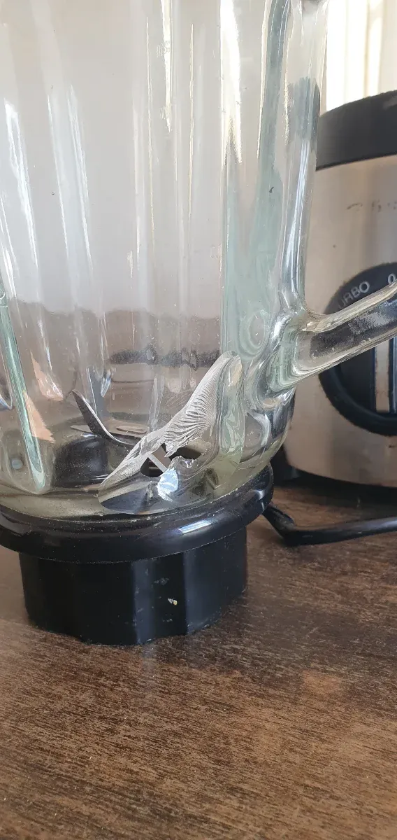 Pack 2 Portátiles y Batidora para Reparar.