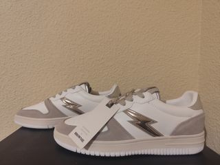 Zapatillas Brownie Talla 40 Beige y Blanco