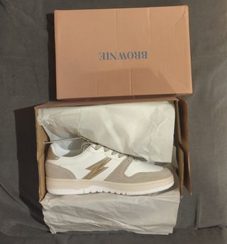 Zapatillas Brownie Talla 40 Beige y Blanco