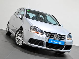 Volkswagen Golf R32