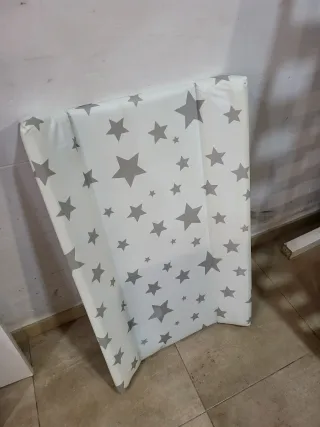 Cambiador estrellas gris