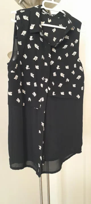 Blusa oversize sin mangas talla S Marca Mango