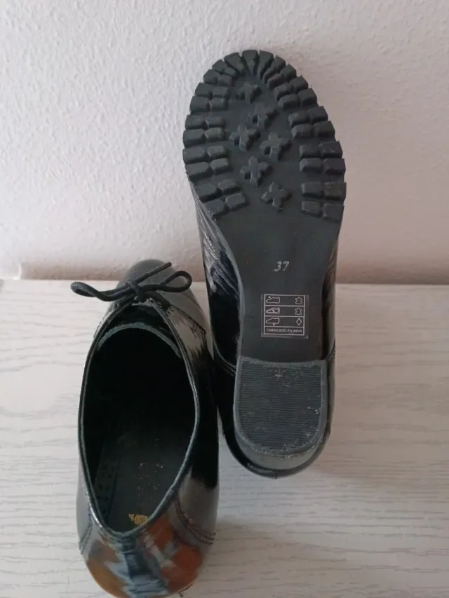 Mocasines negros de piel