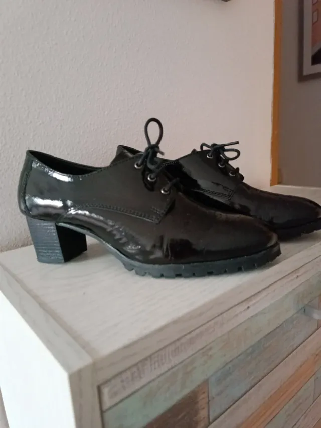 Mocasines negros de piel