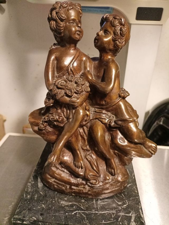 Escultura Auguste Moreau siglo XIX bronce