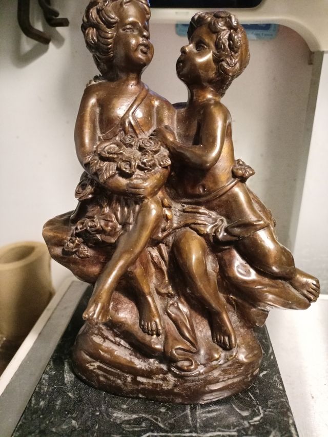 Escultura Auguste Moreau siglo XIX bronce