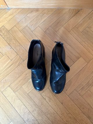 Botines negros tacón