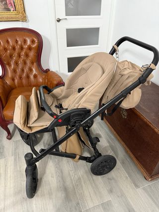 Carrito de bebé y silla de paseo