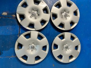 Tapacubos Toyota Original 15 4 Unidades 1x8€