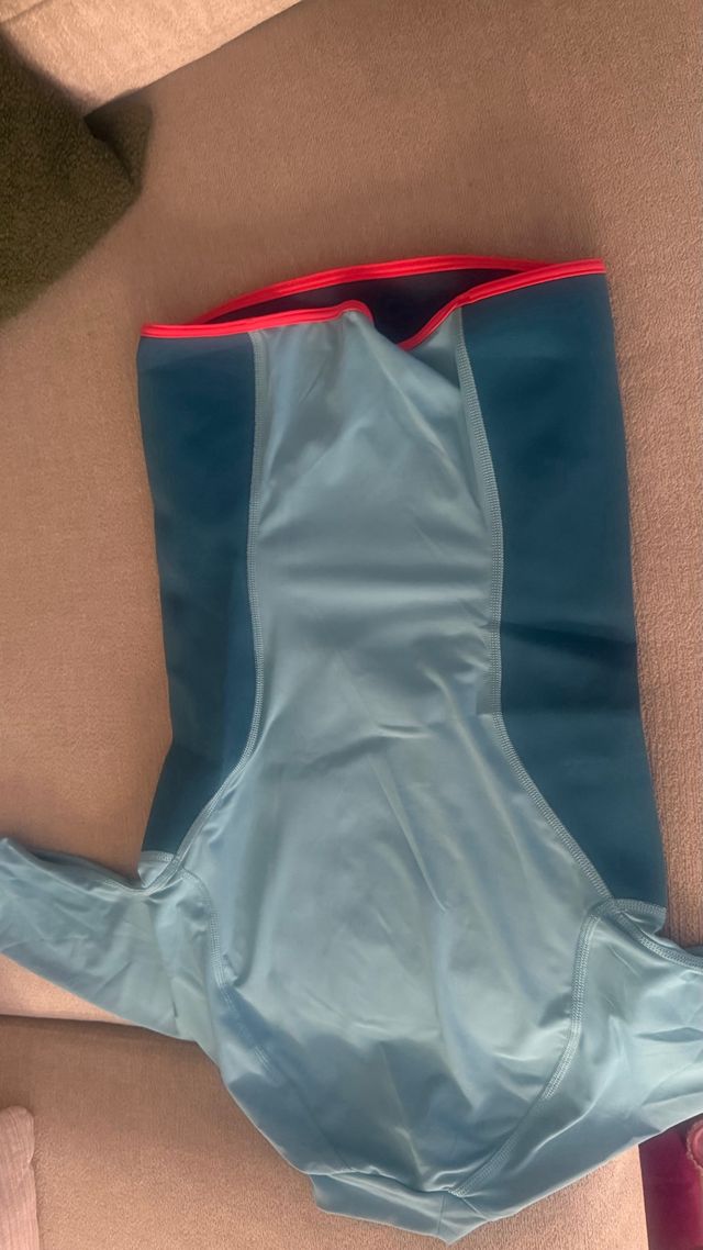 Camiseta neopreno Decathlon surf verano talla M