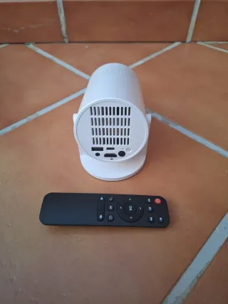 Proyector blanco y negro