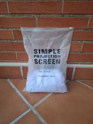 Proyector blanco y negro