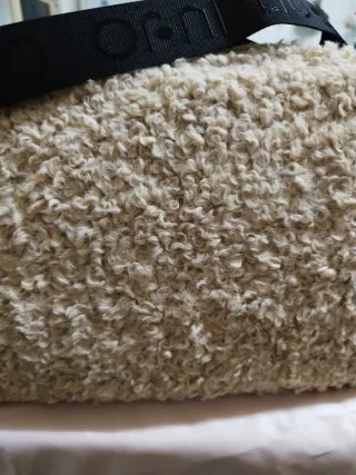 Bolso Liu Jo borreguito beige y negro