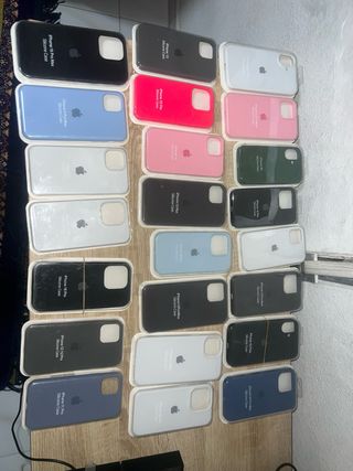 Custodie iPhone Apple (vari modelli)