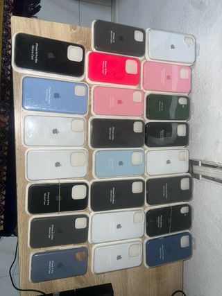 Custodie iPhone Apple (vari modelli)