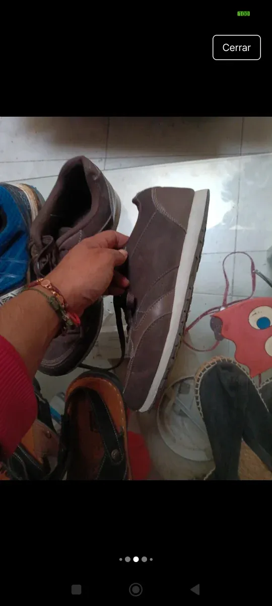 Lote Zapatillas Deportivas Talla 43 + Sandalias