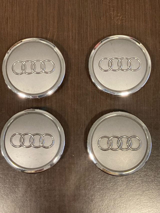 Tapacubos Audi (Set de 4)