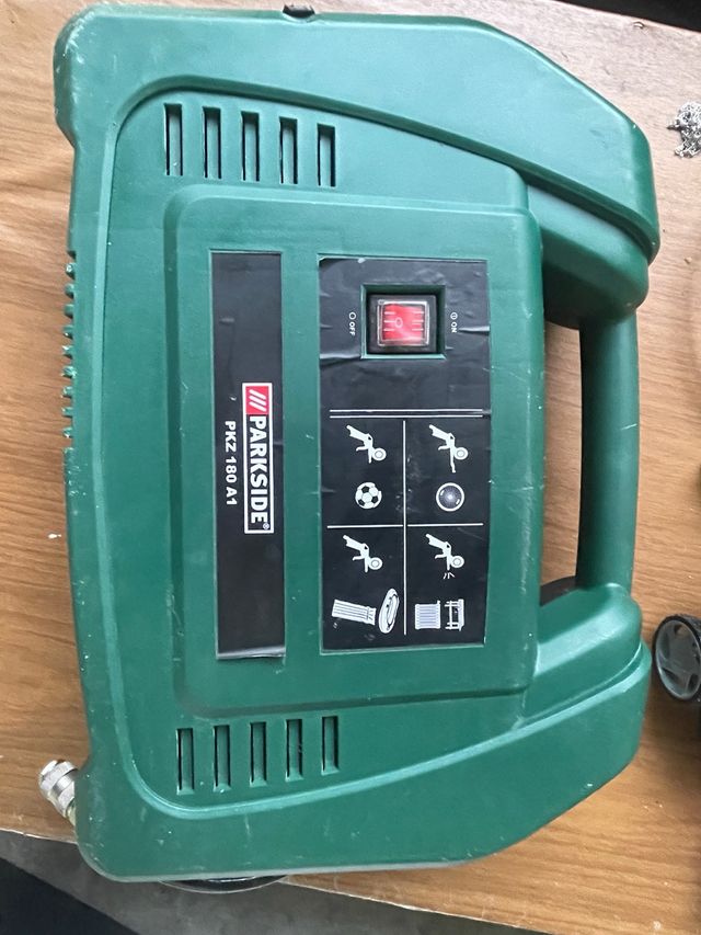 Compresor de aire portátil Parkside PKZ 180 A1