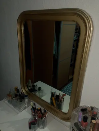 Espejo madera dorado bordes redondeados