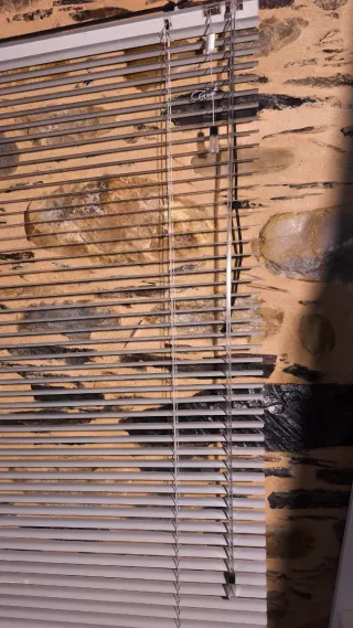 Persiane veneziane in alluminio grigio